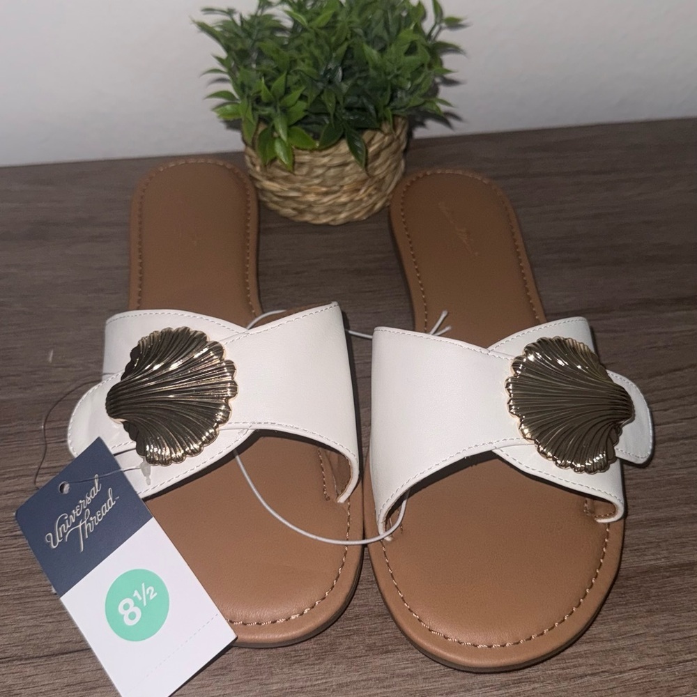 Women's Nesryn Shell Ornament Slide Sandals - Universal Thread™ White - Picture 2 of 4
